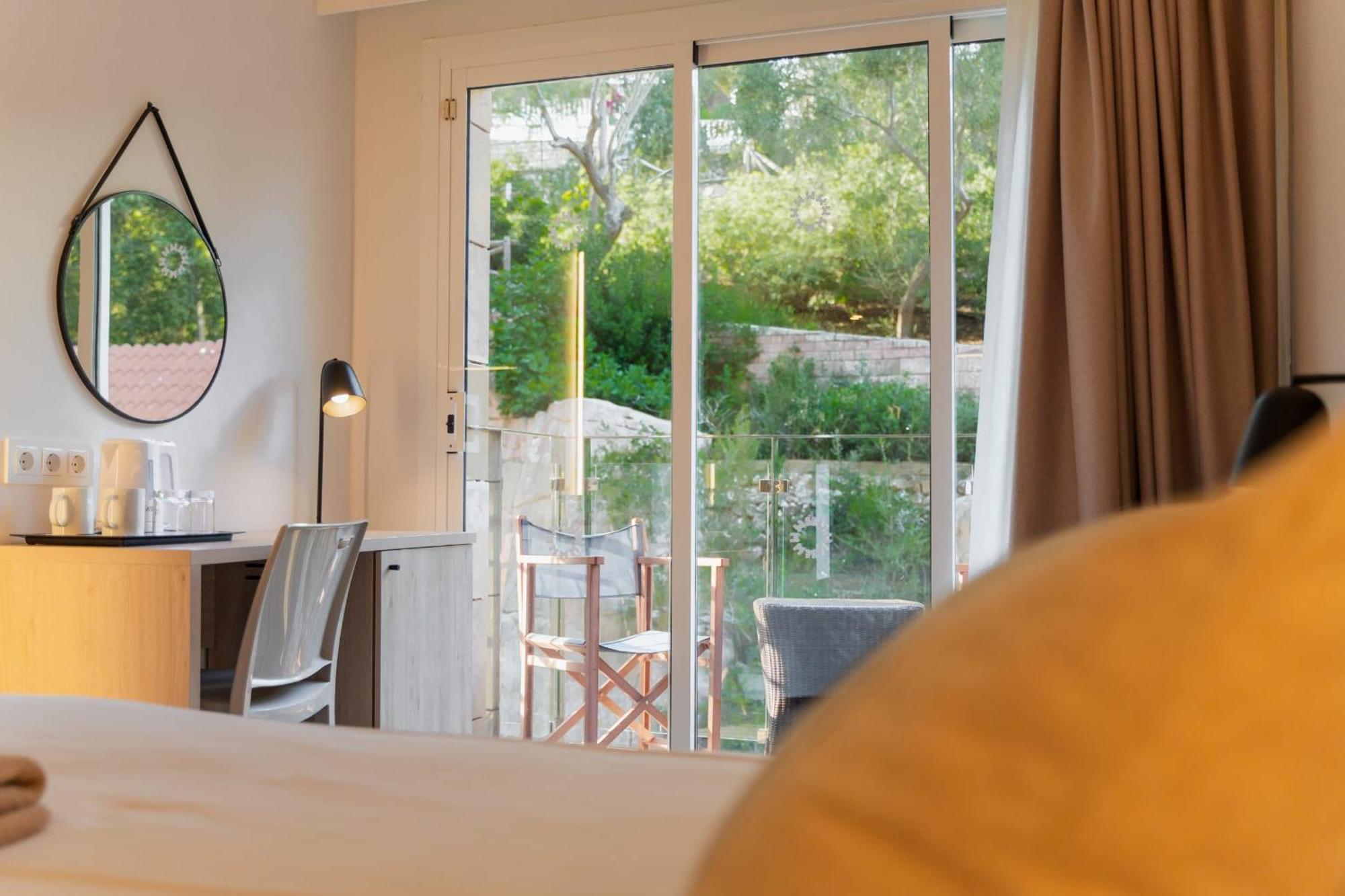 Minura Cala Galdana & Apartamentos D'Aljandar Buitenkant foto