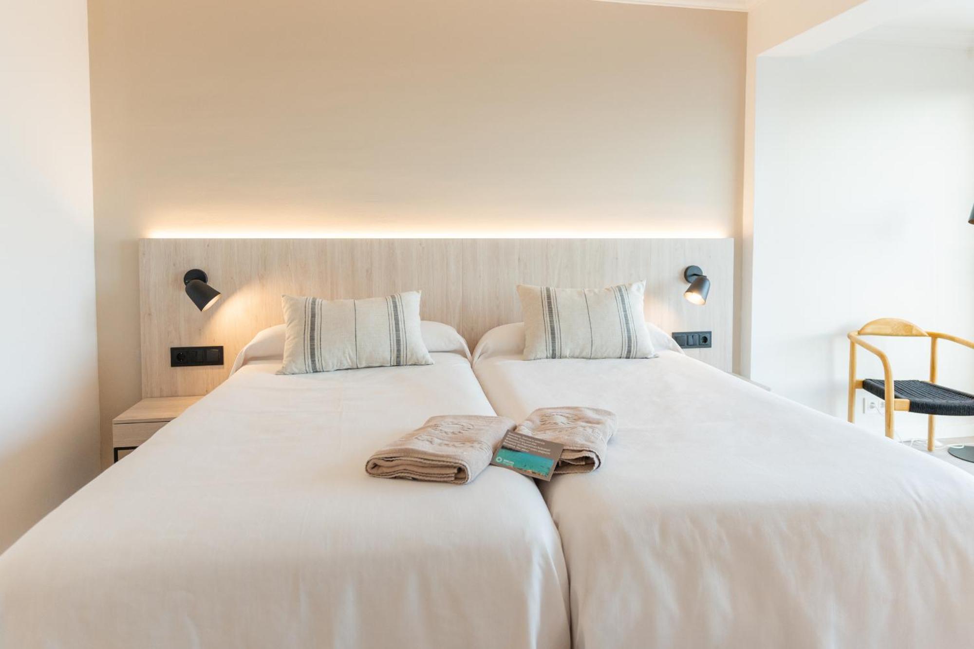 Minura Cala Galdana & Apartamentos D'Aljandar Buitenkant foto