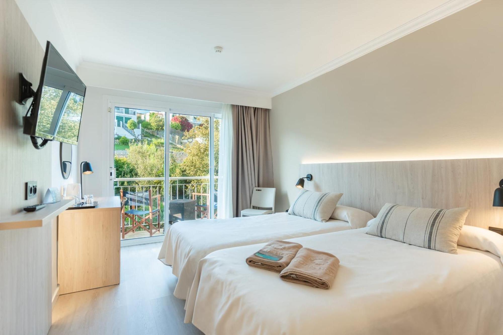 Minura Cala Galdana & Apartamentos D'Aljandar Buitenkant foto